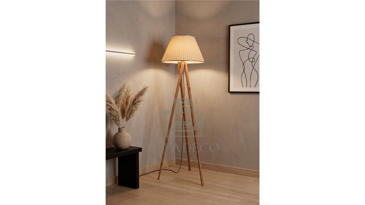 Lampadaire trepied