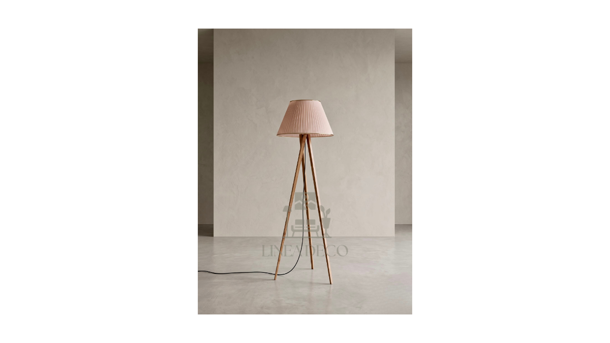 Lampadaire trepied